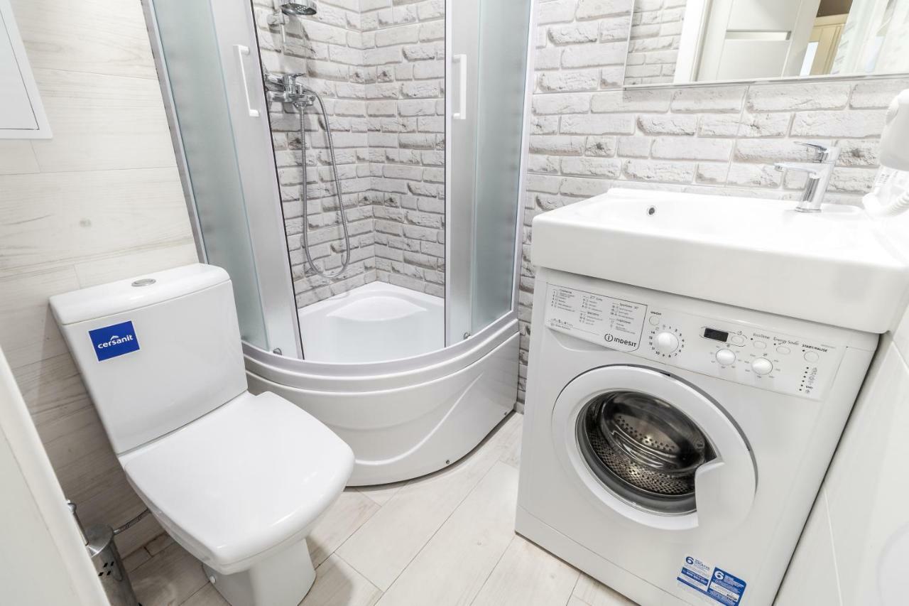 Modern Rus Apartment Lviv Bagian luar foto
