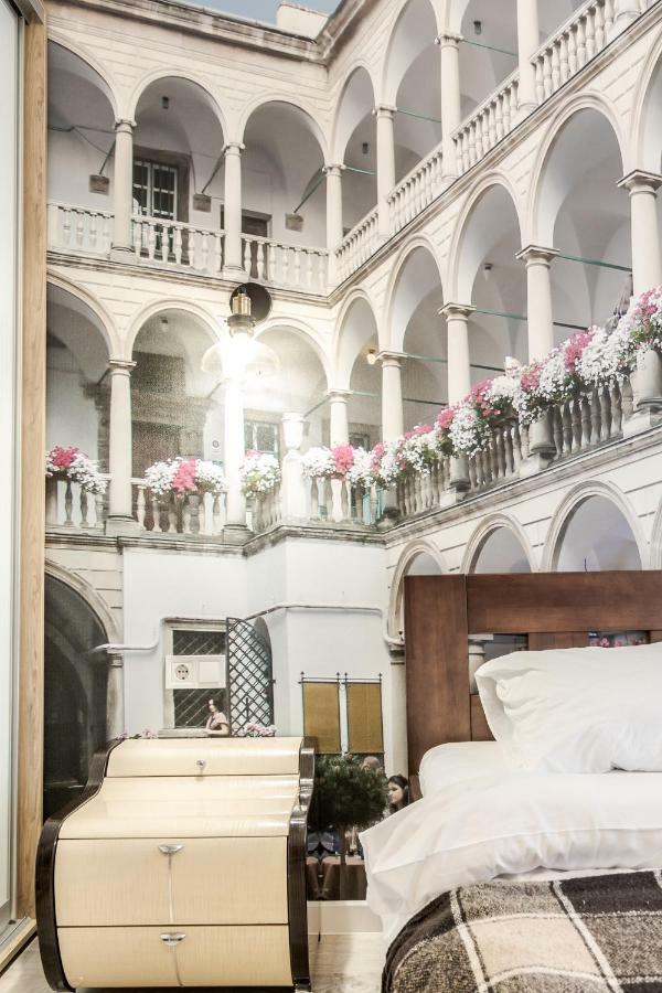 Modern Rus Apartment Lviv Bagian luar foto