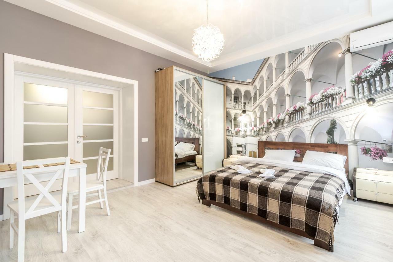 Modern Rus Apartment Lviv Bagian luar foto