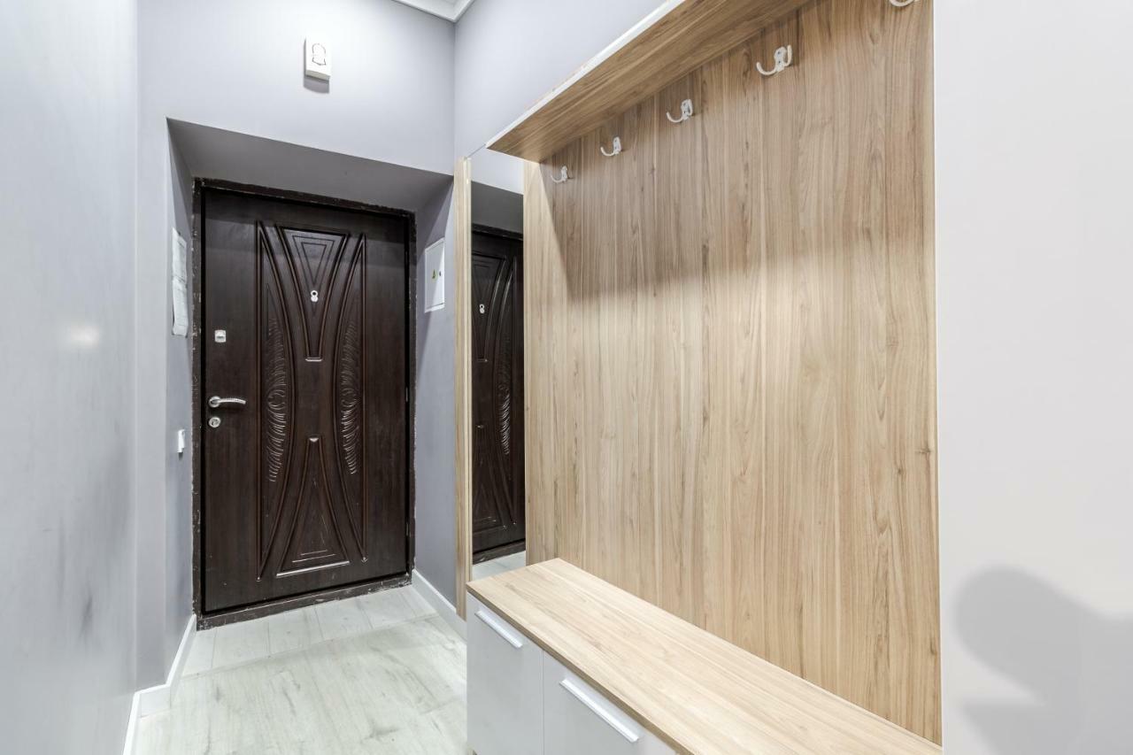 Modern Rus Apartment Lviv Bagian luar foto