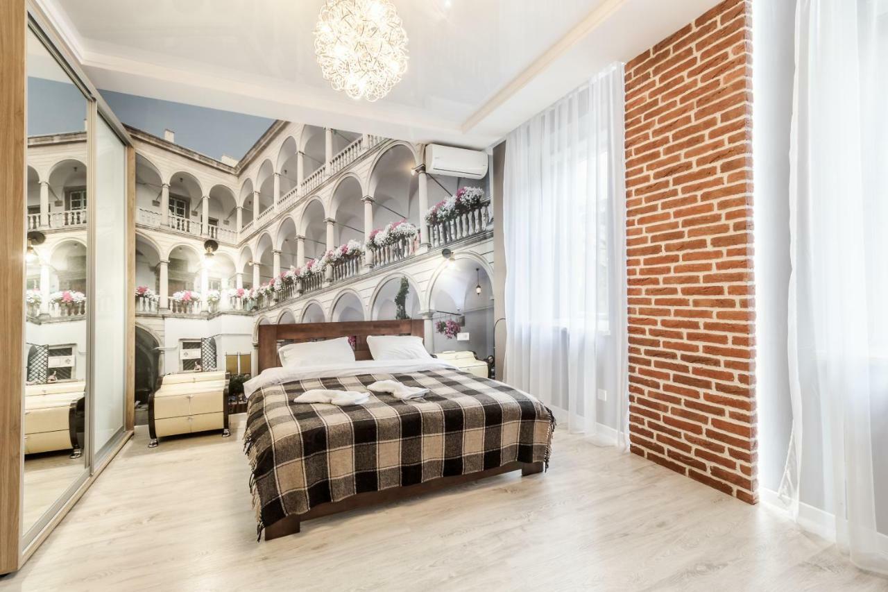 Modern Rus Apartment Lviv Bagian luar foto